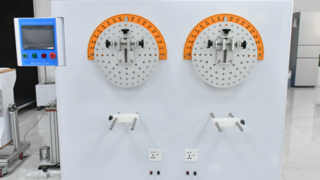 อุปกรณ์ทดสอบความยืดหยุ่นของสายไฟสำหรับปลั๊กและเต้ารับที่ไม่สามารถถอดออกได้